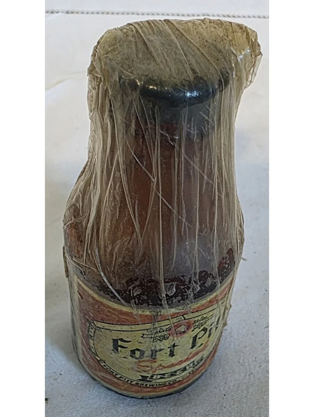 VINTAGE FORT PITT SPECIAL BEER SALT & PEPPER SHAKERS